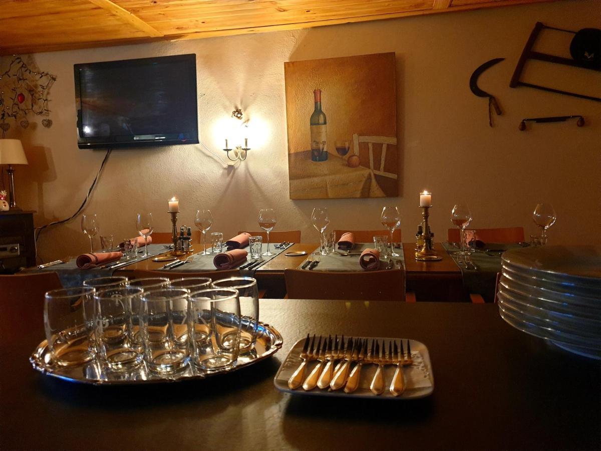 Cronat Le Heron Pourpre B&B Gastronomique المظهر الخارجي الصورة